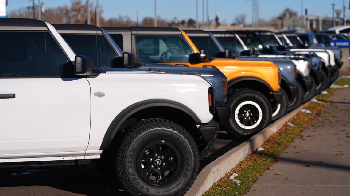 16,200 Ford Bronco SUVs recalled because pieces of their roofs might fly off into traffic