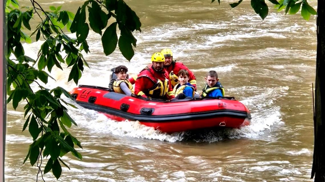 28 Boy Scouts, parents rescued from a West Virginia riverbank