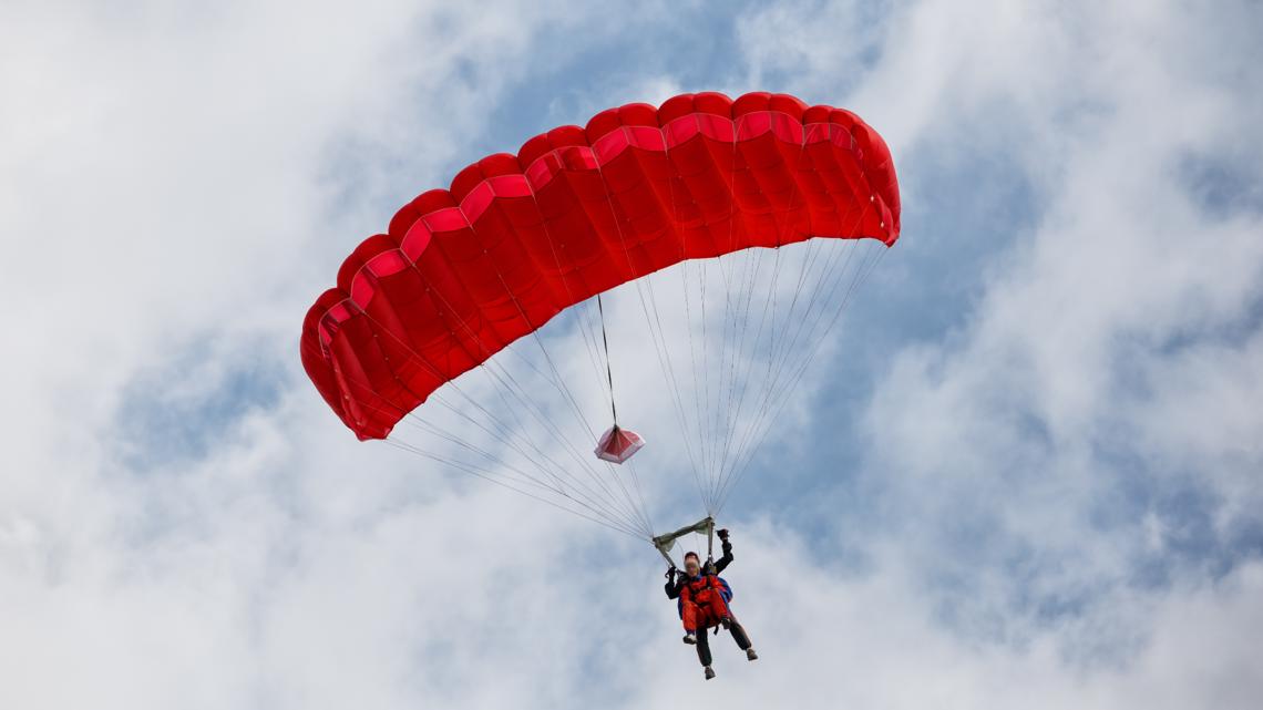Skydiver dies, second injured in midair collision in southeast Washington