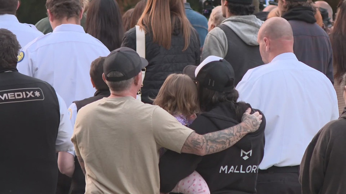 'The most tragic thing that's happened in Longview': Vigil honors victims of paper mill implosion